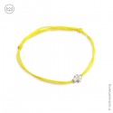 Bracelet jaune fluo citron avec croix plaqué argent - Taille réglable