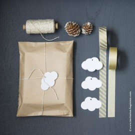 Etiquettes motif nuage en papier blanc - lot de 10 - Boites de dragées et étiquettes pour cadeaux - Godsavetheking