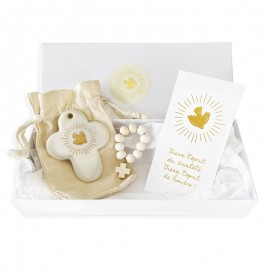Box cadeau avec ses 3 créations Esprit-Saint Or et blanc