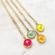 ♥ Collier avec pendentif coloré et croix dorée