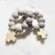 Dizainier artisanal en perles de bois grises et croix en bois - Fabrication française - Chapelet en bois objets religieux God...