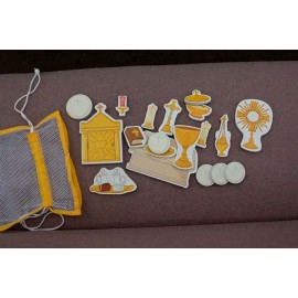♥ Kit de messe miniature pour enfants - 21 pièces en mousse et sac de rangement