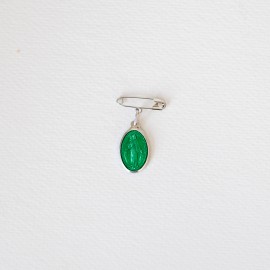 ♥ Broche miraculeuse argentée ovale émaillée verte – 17 mm - Nouveautés Godsavetheking